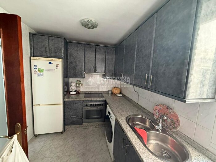 Casas en venta y pisos alquiler - 1