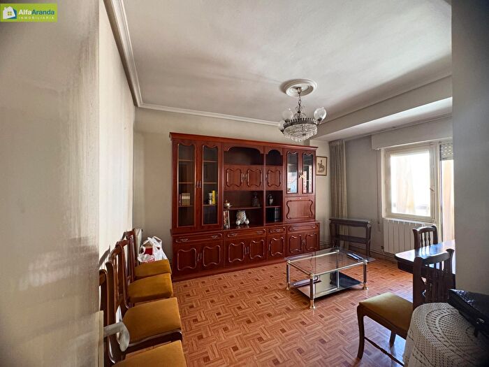 Casas en venta y pisos alquiler - 2