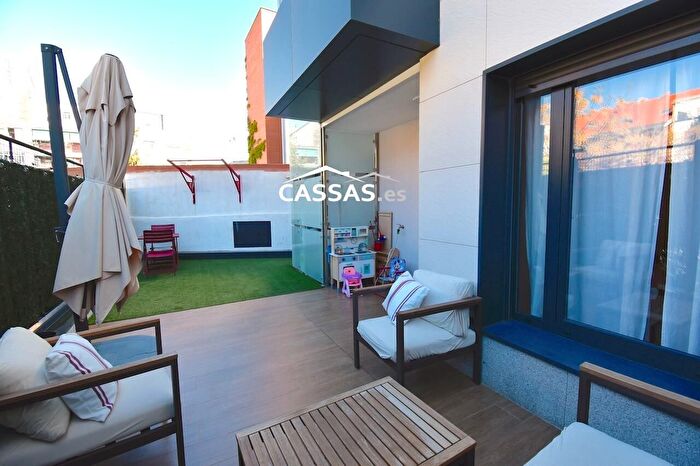 Casas en venta y pisos alquiler - 3