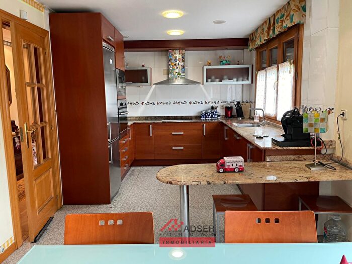 Casas en venta y pisos alquiler - 2