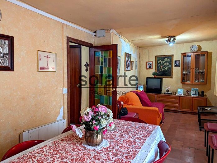 Casas en venta y pisos alquiler - 1