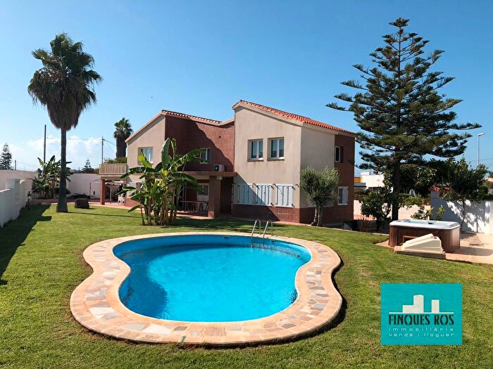 Casas en venta y pisos alquiler - 1
