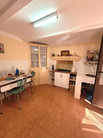 Casa en venta en Granátula de Calatrava, Ciudad Real de 6 habitaciones