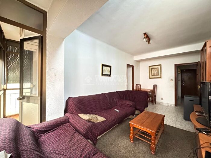 Casas en venta y pisos alquiler - 1
