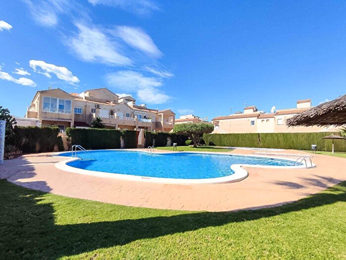 Casa en venta en Comunitat Valenciana, Alicante de 2 habitaciones