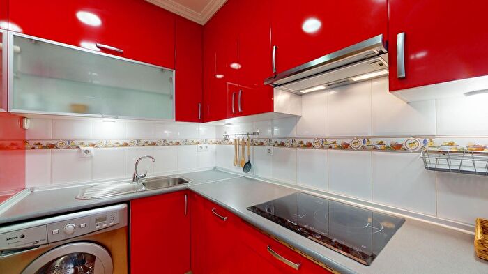Casas en venta y pisos alquiler - 2