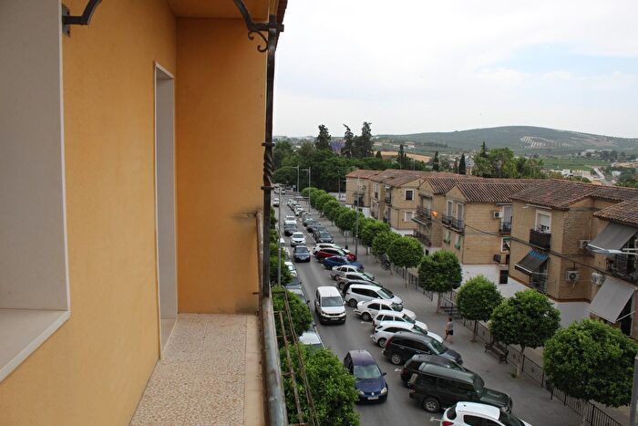 Piso en venta en Aguilar de la Frontera, Córdoba de 4 habitaciones