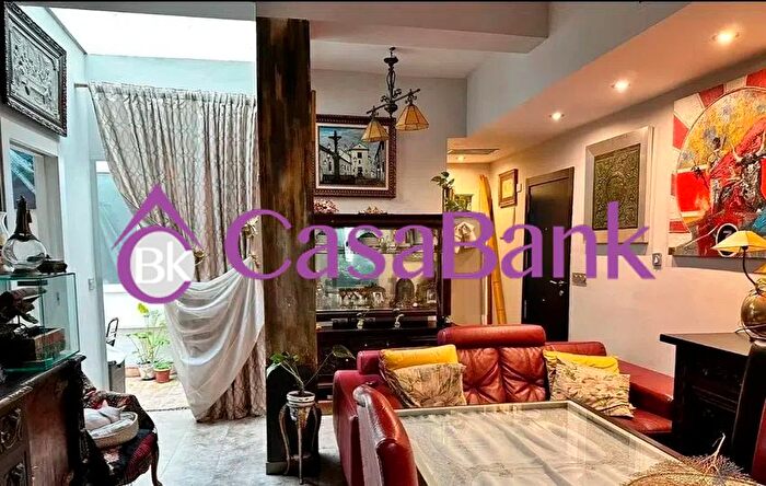 Casas en venta y pisos alquiler - 1