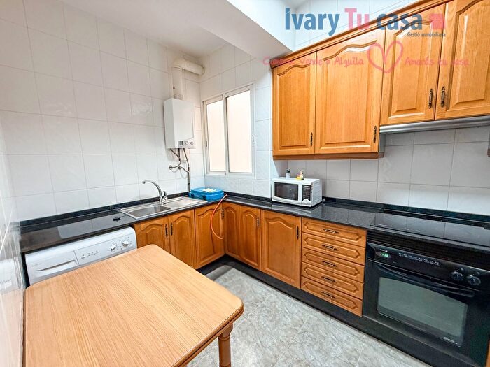 Casas en venta y pisos alquiler - 2