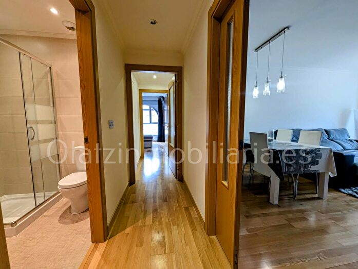 Casas en venta y pisos alquiler - 2