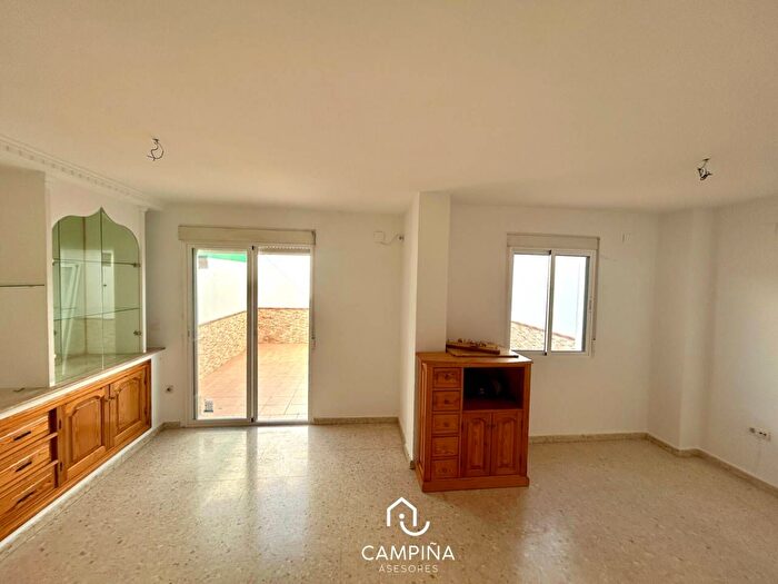 Casas en venta y pisos alquiler - 1