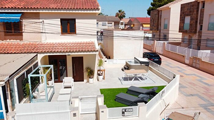 Casas en venta y pisos alquiler - 1