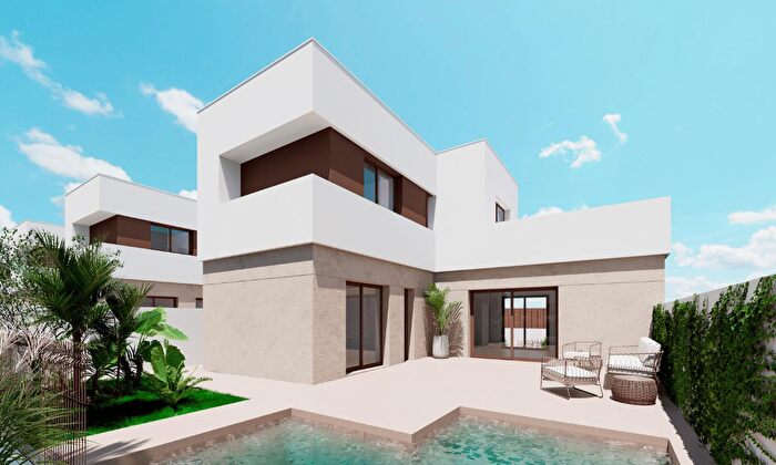 Casas en venta y pisos alquiler - 3