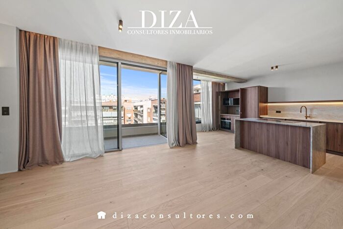 Casas en venta y pisos alquiler - 1