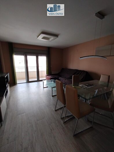 Casas en venta y pisos alquiler - 2