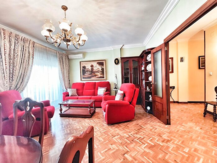 Casas en venta y pisos alquiler - 2