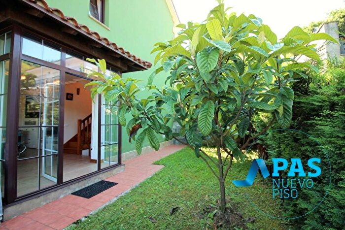 Casas en venta y pisos alquiler - 3