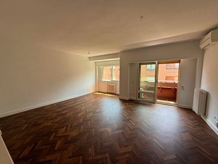 Piso en alquiler en Chamberí, Ríos Rosas Nuevos Ministerios de 3 habitaciones