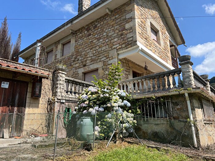 Casas en venta y pisos alquiler - 3