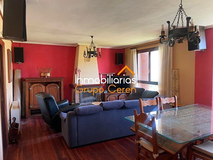 Casas en venta y pisos alquiler - 2