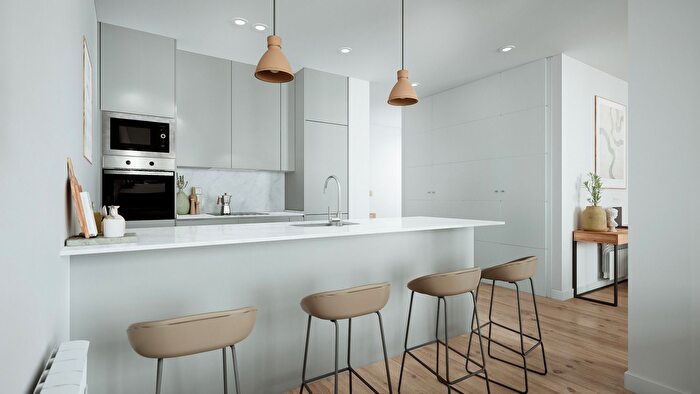 Casas en venta y pisos alquiler - 3