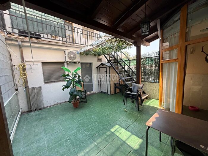 Casas en venta y pisos alquiler - 1