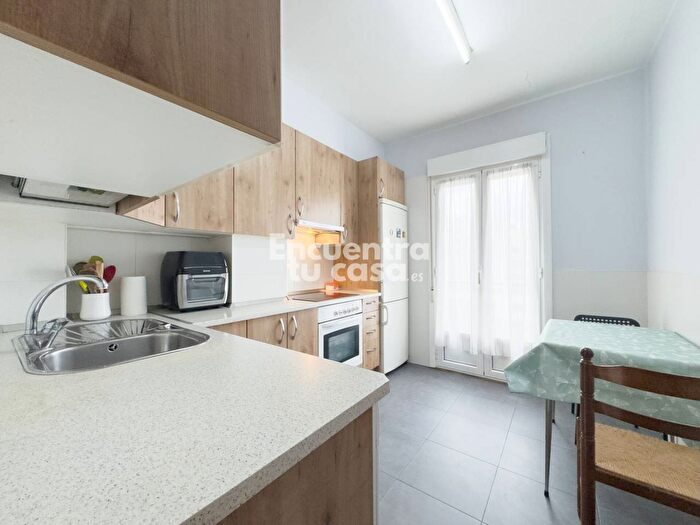 Casas en venta y pisos alquiler - 2