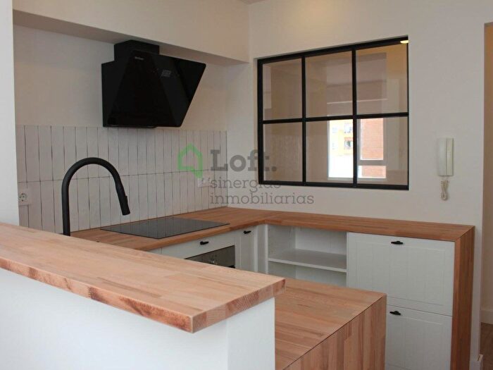 Casas en venta y pisos alquiler - 1