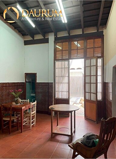 Casas en venta y pisos alquiler - 1