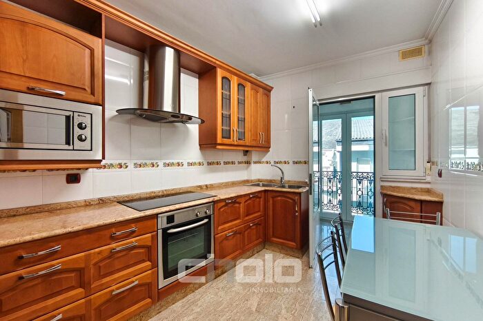 Piso en venta en A Milagrosa, Lugo Capital de 4 habitaciones