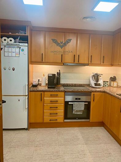 Casas en venta y pisos alquiler - 2