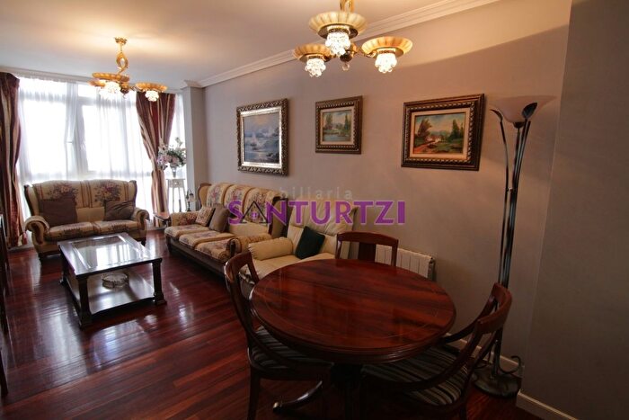Casas en venta y pisos alquiler - 1