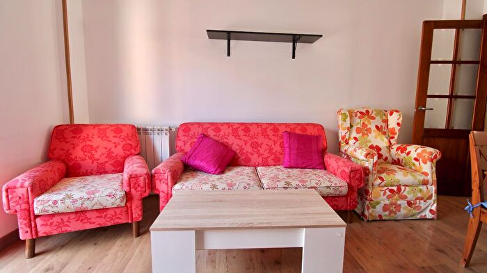 Casas en venta y pisos alquiler - 2