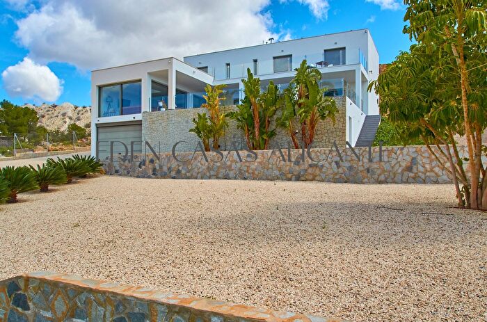 Casa en venta en Partidas de Alicante, Montnegre de 5 habitaciones