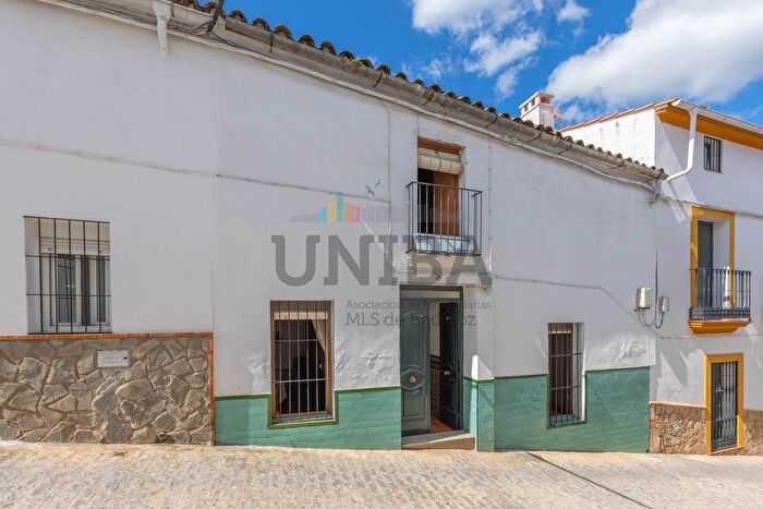 Casa en venta en Segura de León, Badajoz de 5 habitaciones
