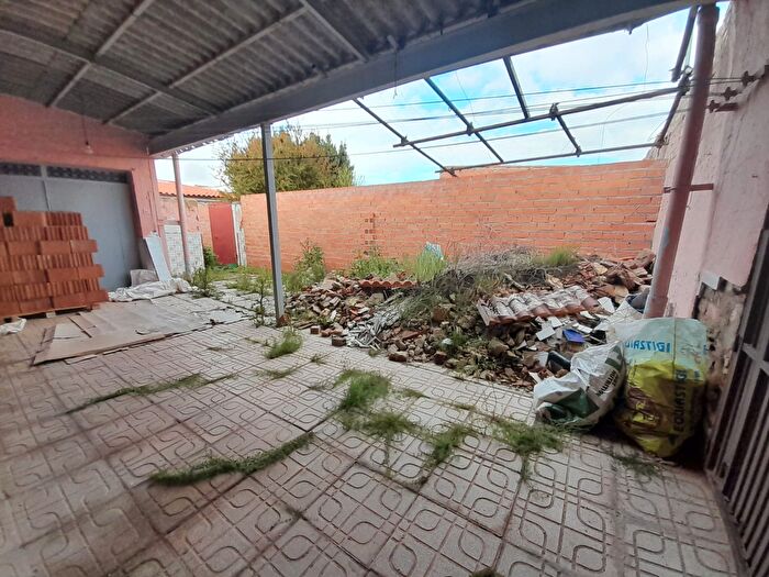 Casas en venta y pisos alquiler - 3