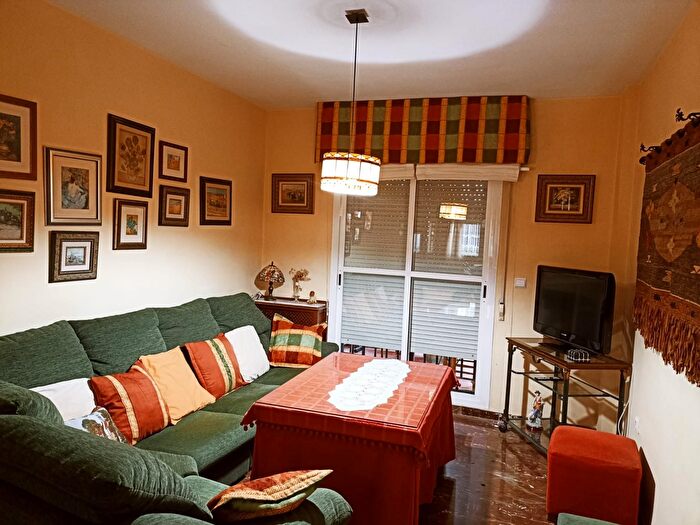 Casa en alquiler en Beiro, La Cruz de 3 habitaciones
