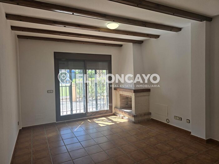 Casas en venta y pisos alquiler - 3