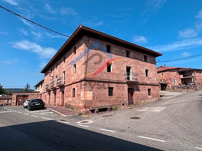 Casas en venta y pisos alquiler - 2