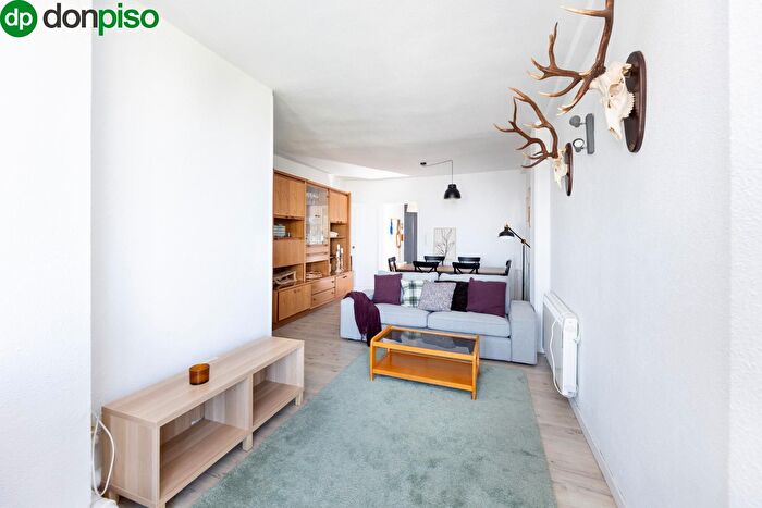 Casas en venta y pisos alquiler - 2