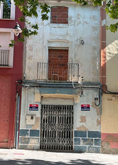 Casas en venta y pisos alquiler - 1