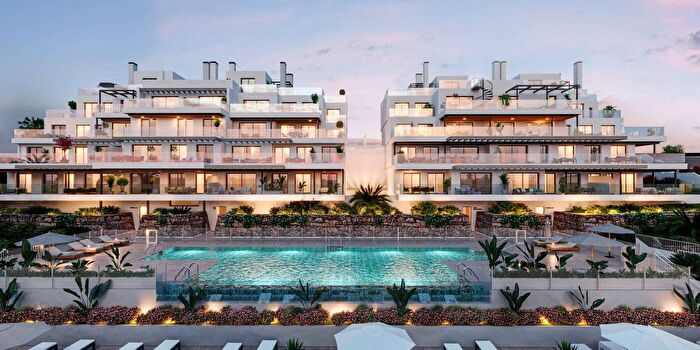 Piso en venta en Estepona Pueblo, Zona Calvario de 2 habitaciones