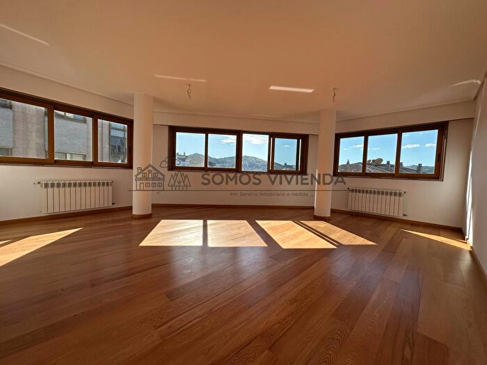 Piso en venta en Centro, Ourense Capital de 4 habitaciones