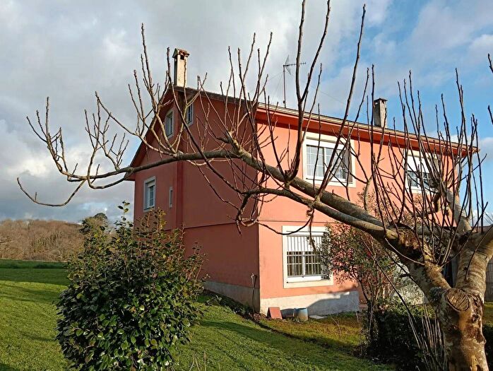 Casa en venta en Galicia, A Coruña de 4 habitaciones