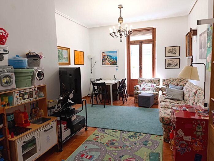 Piso en venta en LEixample, Gran Via de 4 habitaciones