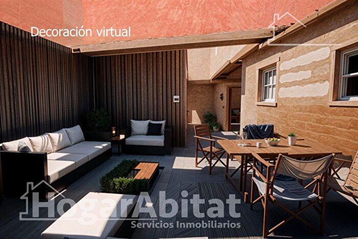 Casa en venta en Moncada, Valencia de 2 habitaciones