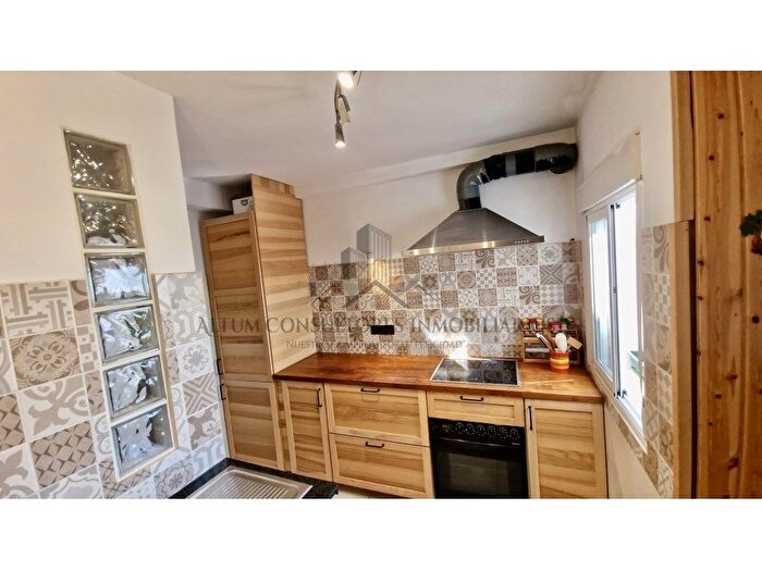 Casas en venta y pisos alquiler - 3