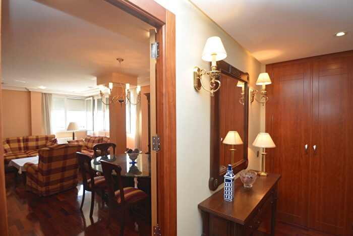 Casas en venta y pisos alquiler - 2