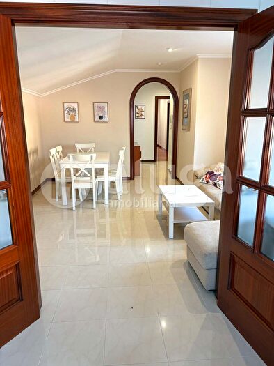 Piso en alquiler en Coiro, Cangas de 3 habitaciones