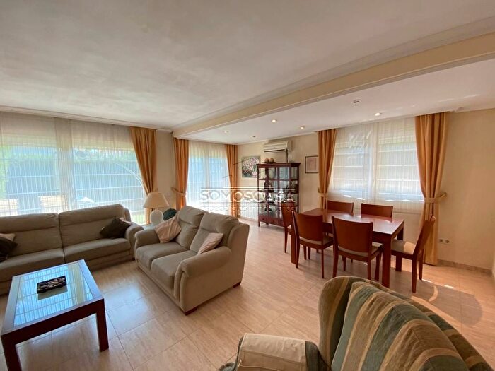 Casas en venta y pisos alquiler - 1